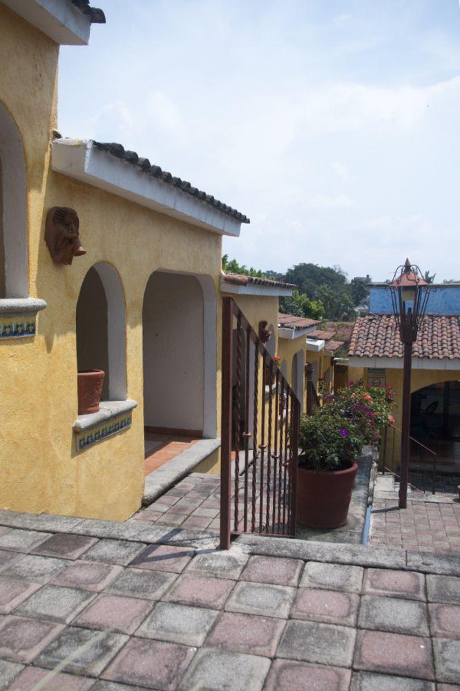 Hotel Antigua Posada Куэрнавака Экстерьер фото