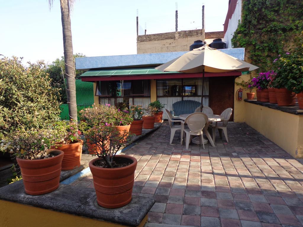 Hotel Antigua Posada Куэрнавака Экстерьер фото