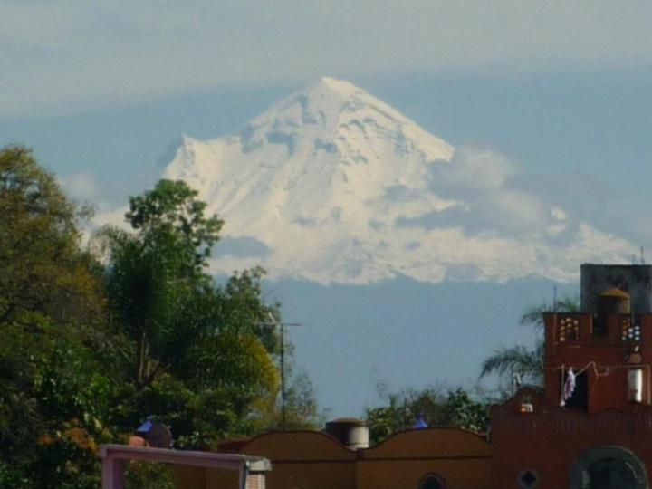 Hotel Antigua Posada Куэрнавака Экстерьер фото