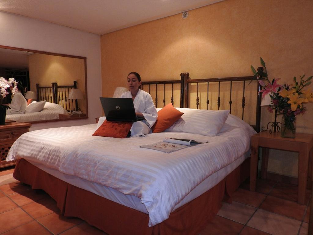 Hotel Antigua Posada Куэрнавака Экстерьер фото