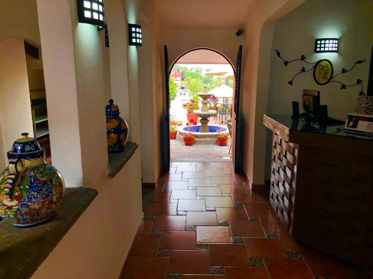 Hotel Antigua Posada Куэрнавака Экстерьер фото