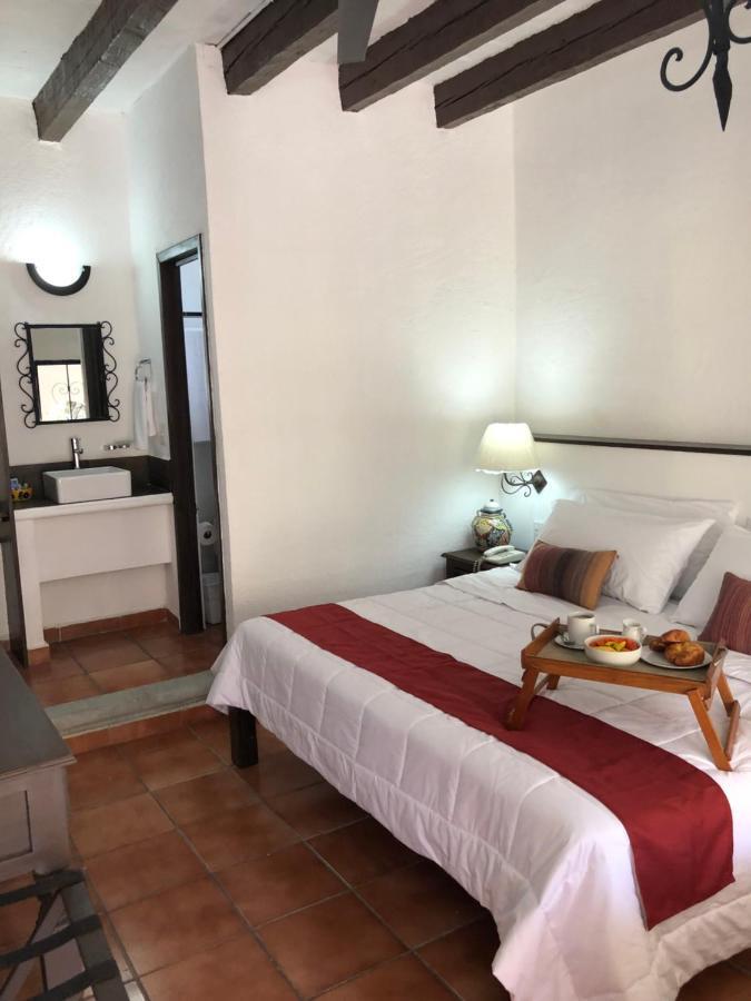 Hotel Antigua Posada Куэрнавака Экстерьер фото