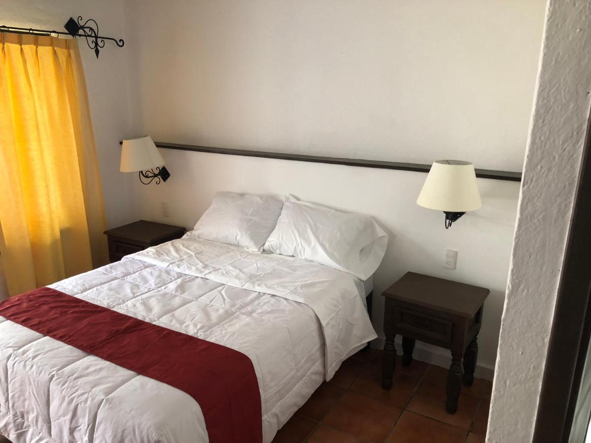 Hotel Antigua Posada Куэрнавака Экстерьер фото